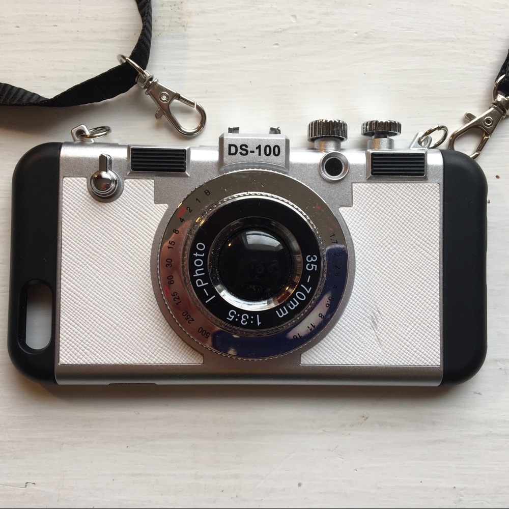 Forever 21 “Camera” iPhone 6/6s Case w/ Strap